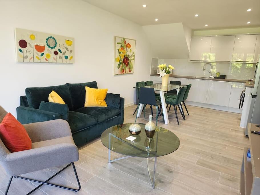 Paradigm Court, Modern 3-Bedroom Flat 1, 옥스퍼드 외부 사진