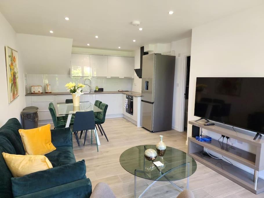 Paradigm Court, Modern 3-Bedroom Flat 1, 옥스퍼드 외부 사진
