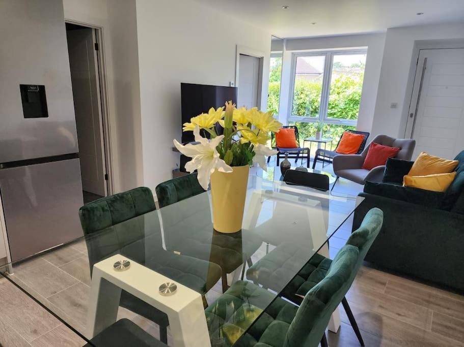 Paradigm Court, Modern 3-Bedroom Flat 1, 옥스퍼드 외부 사진